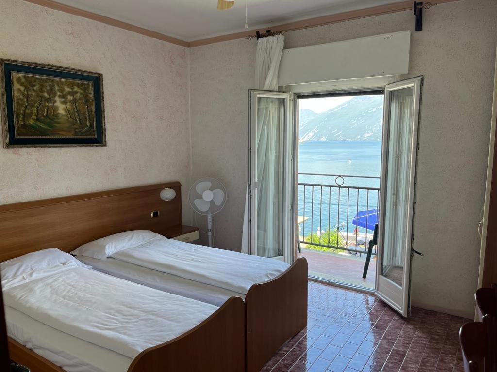 Hotel Alla Noce Limone sul Garda Exterior foto