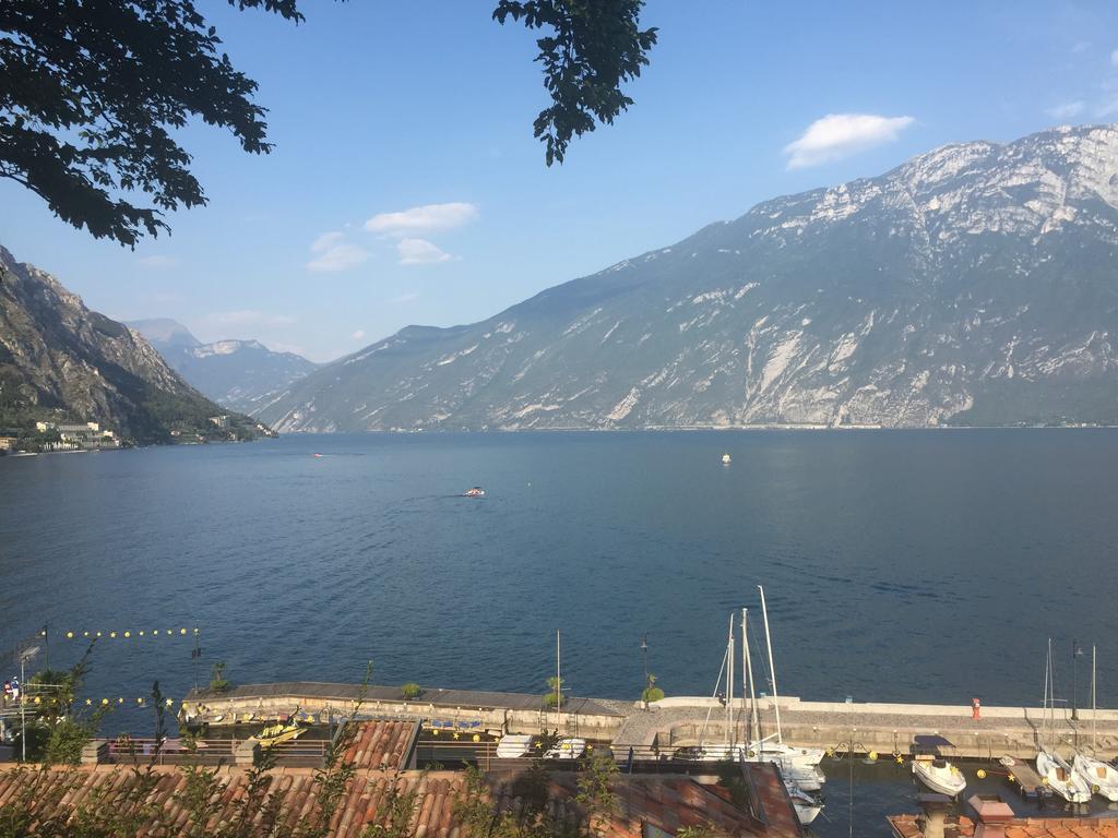 Hotel Alla Noce Limone sul Garda Quarto foto